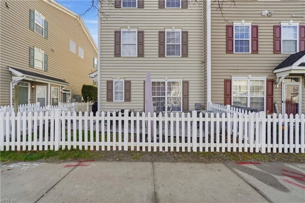 618 Teton Cir #153, Suffolk — photo
