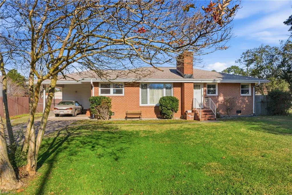 4 Snidow BLVD, NEWPORTNEWS VA 23608