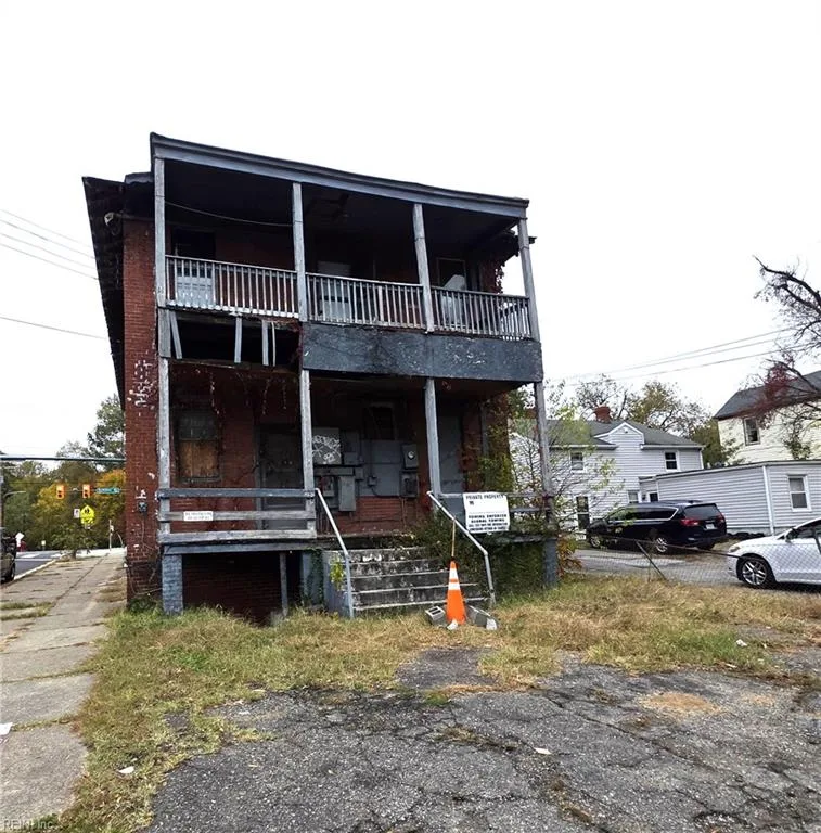 3318 Semmes Ave, Richmond — photo