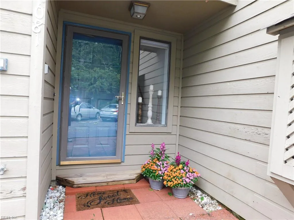 1081 Chinquapin Ln, Virginia Beach — photo