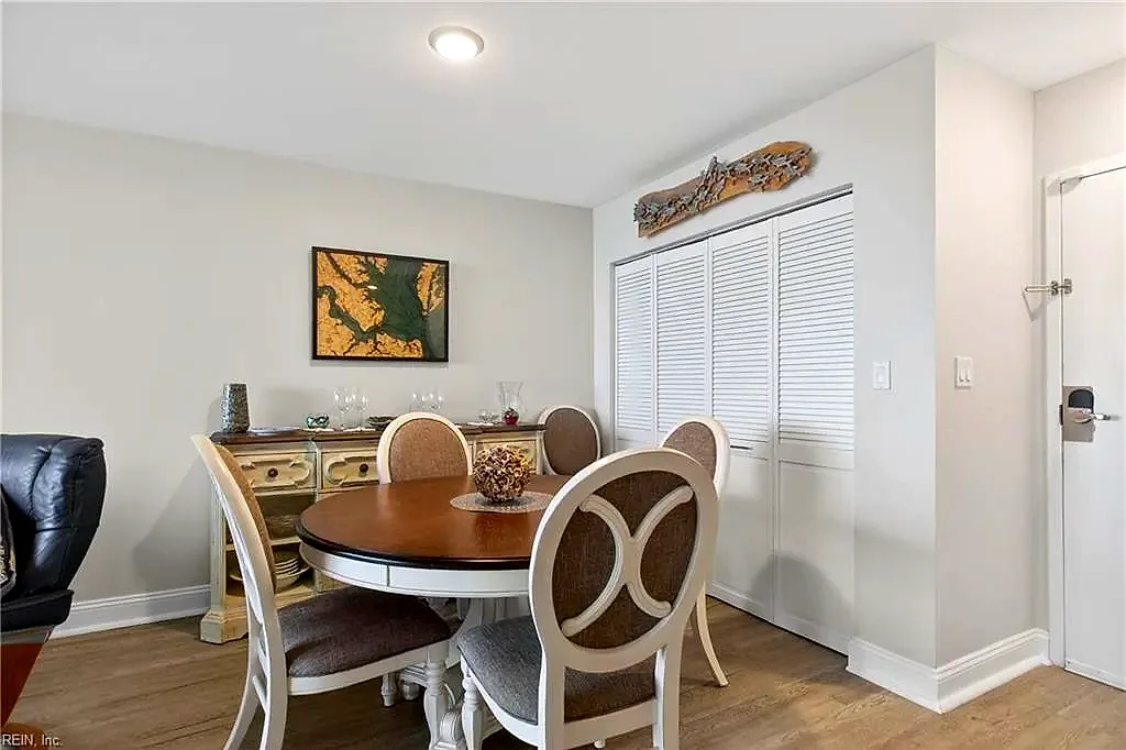 3288 Page Ave #1214, Virginia Beach — photo