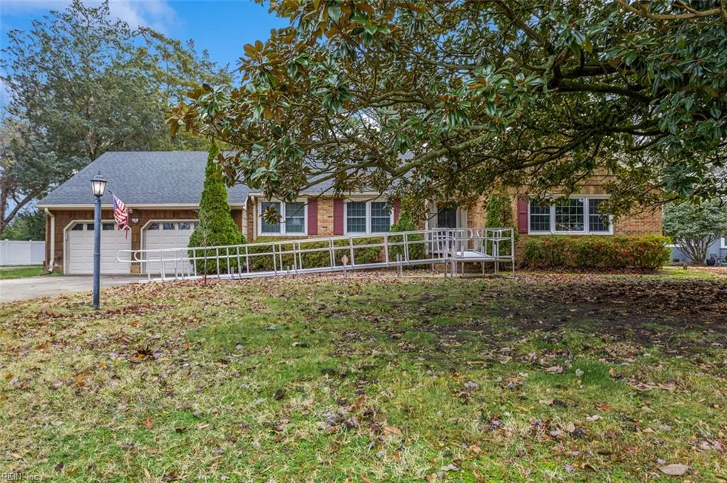 3145 Riveredge Dr, Portsmouth — photo