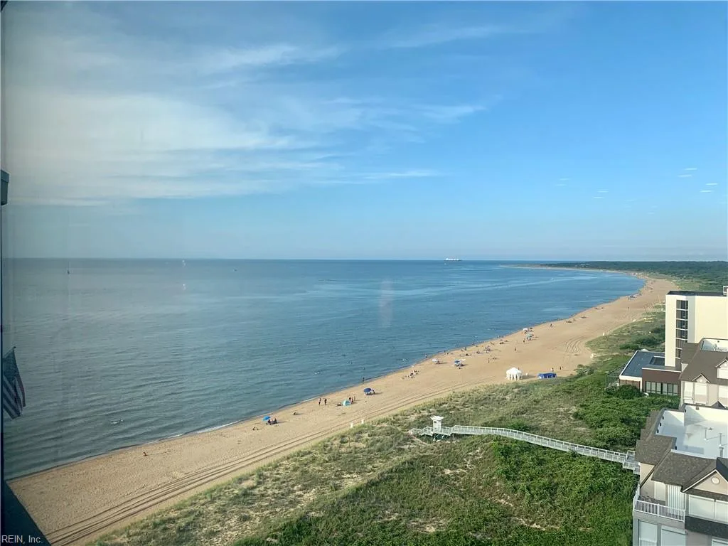 2830 Shore DR #PH1, VIRGINIABEACH VA 23451