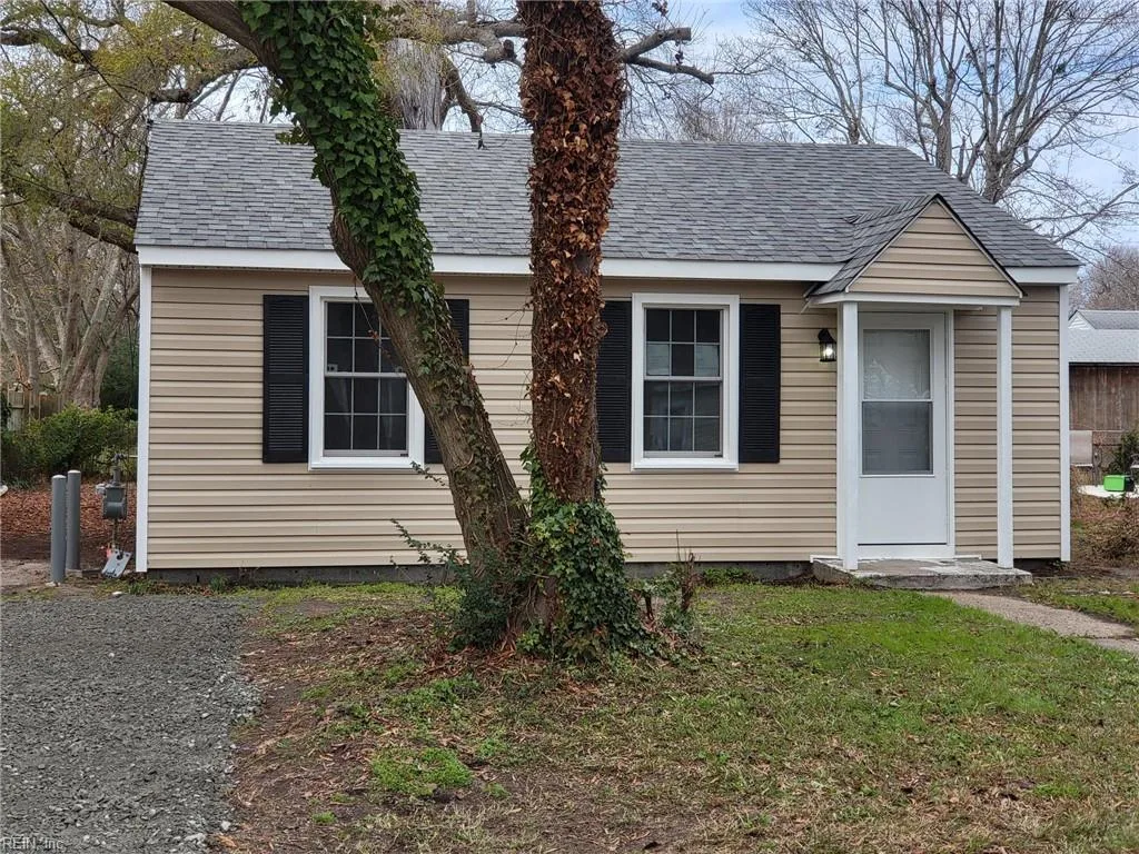 1915 Long Green Ln, Hampton — photo