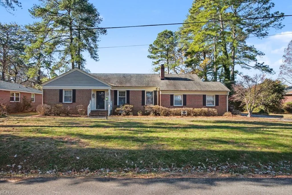 4049 Oak Dr, Chesapeake — photo