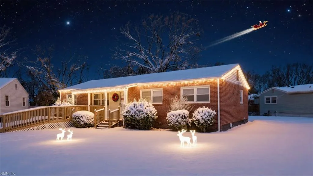 126 Bowen DR, HAMPTON VA 23666