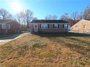 5301 Chestnut Ave, Newport News — photo