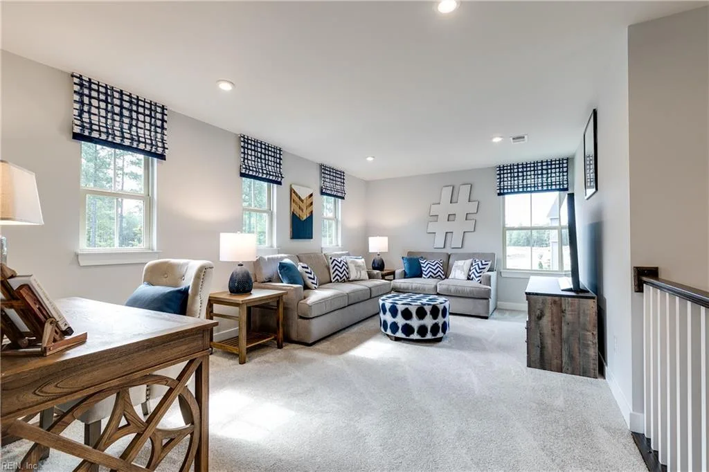 215 Roberta Loop, Moyock — photo