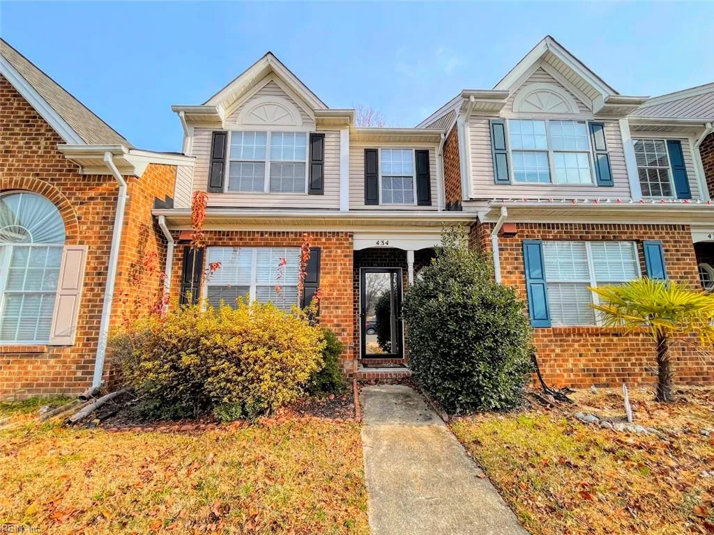 434 S Lake Cir, Chesapeake — photo