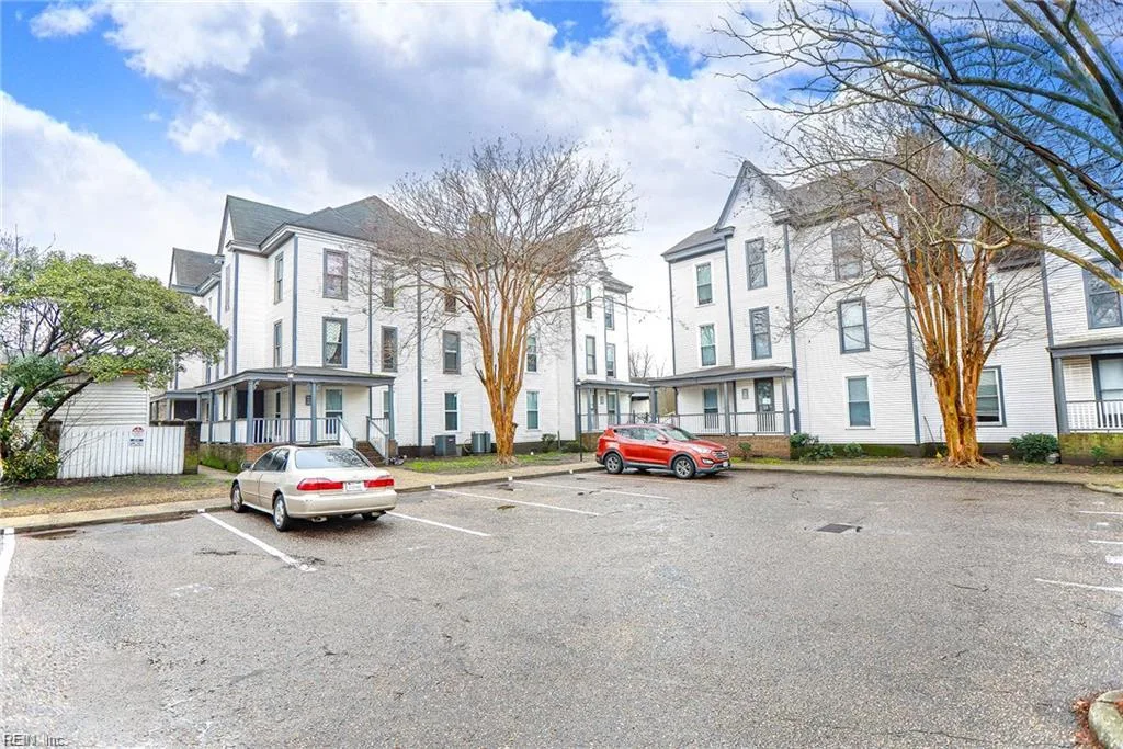 923 Green St, Portsmouth — photo