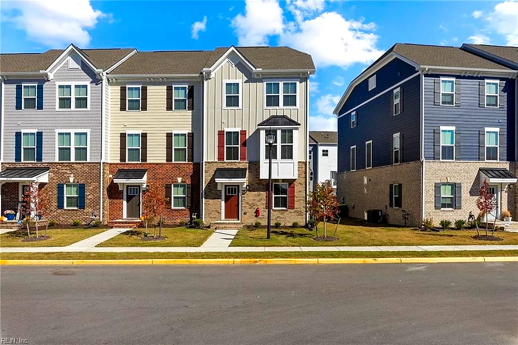 1211r Worden Way, Suffolk — photo