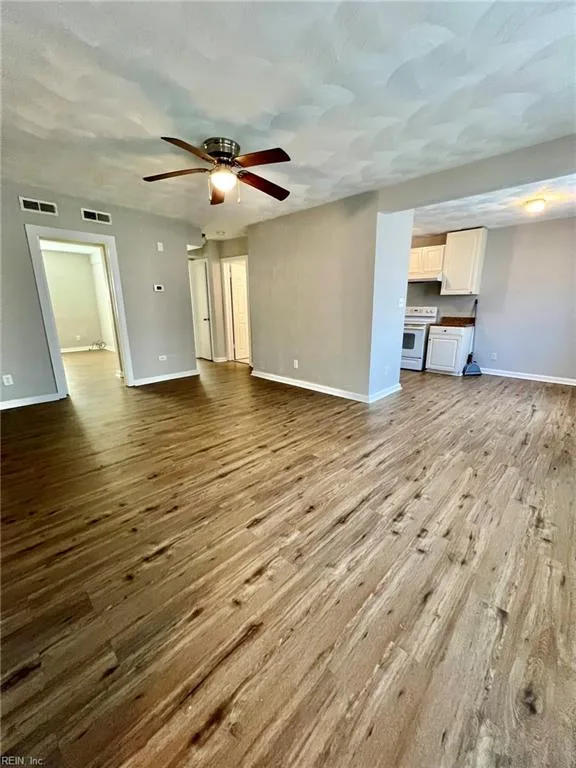2334 Maltby Ave #4, Norfolk — photo