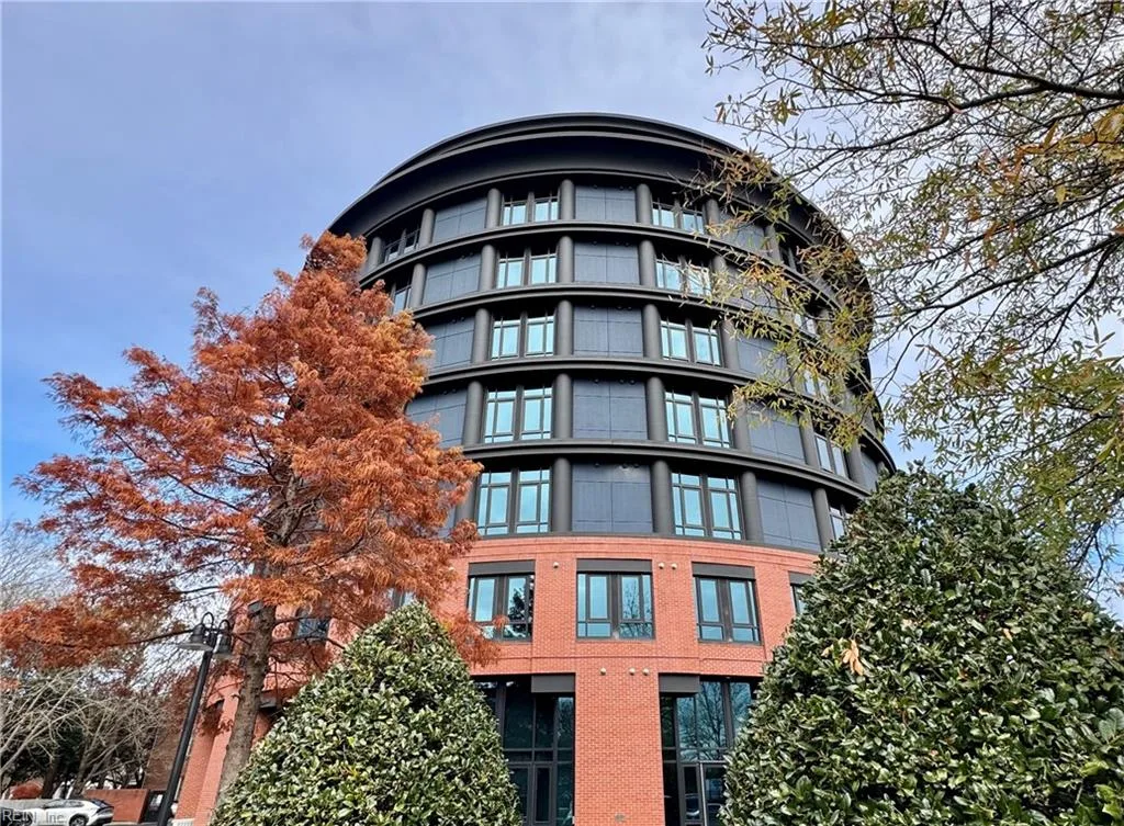 415 Saint Pauls Blvd #205, Norfolk — photo