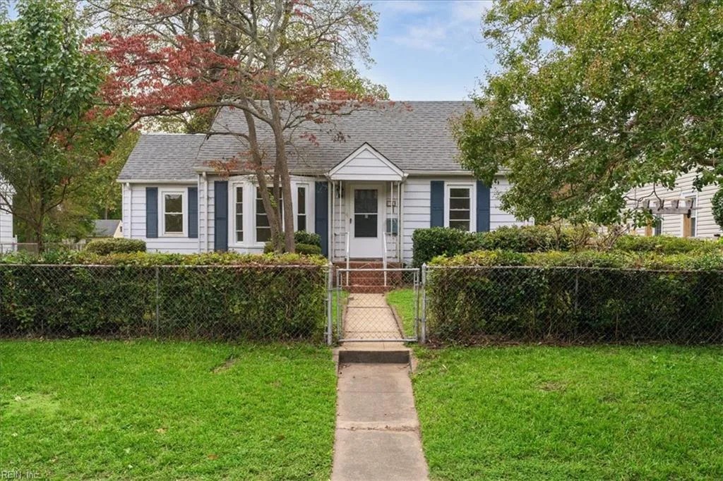 8909 Stratford St, Norfolk — photo