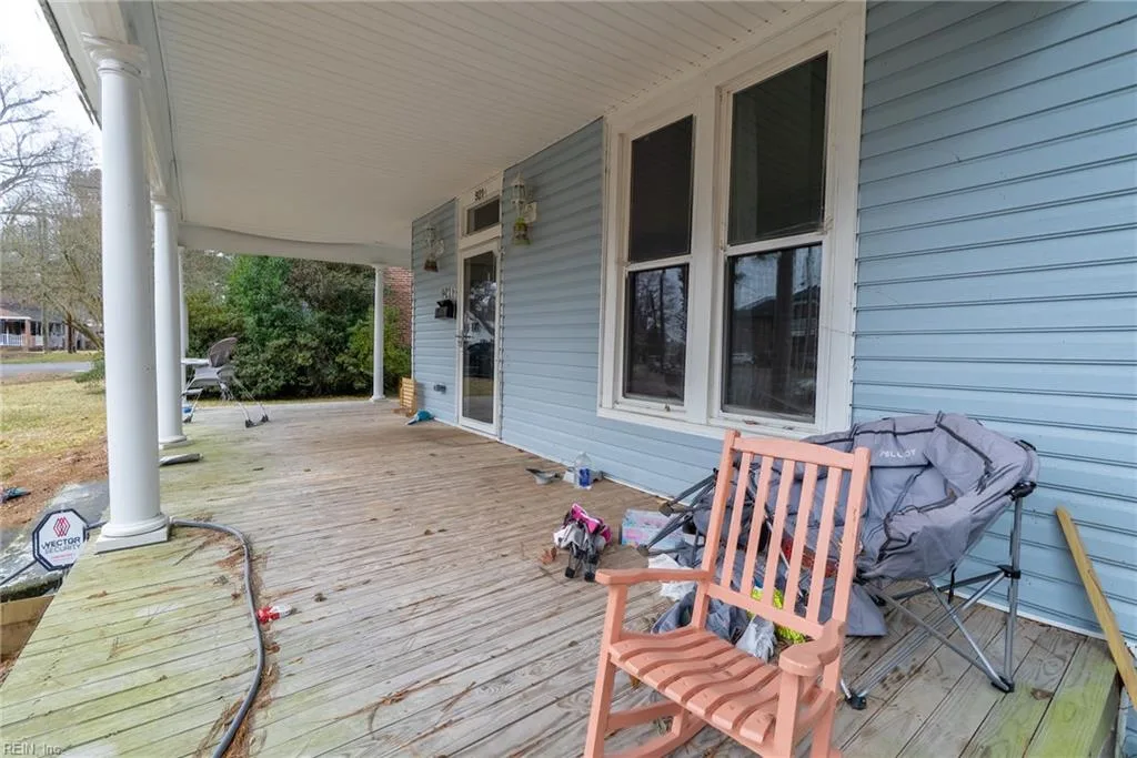 921 Howard Pl, Suffolk — photo