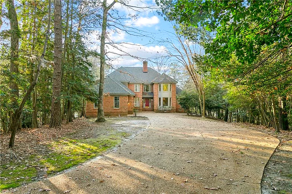 172 Point Heron Dr, Newport News — photo