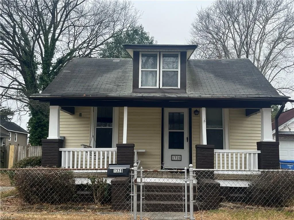 1328 Stewart St, Chesapeake — photo