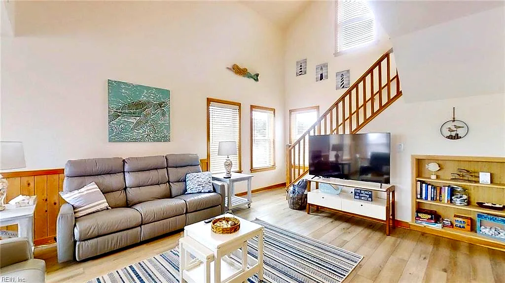 206 W Barracuda Dr, Nags Head — photo