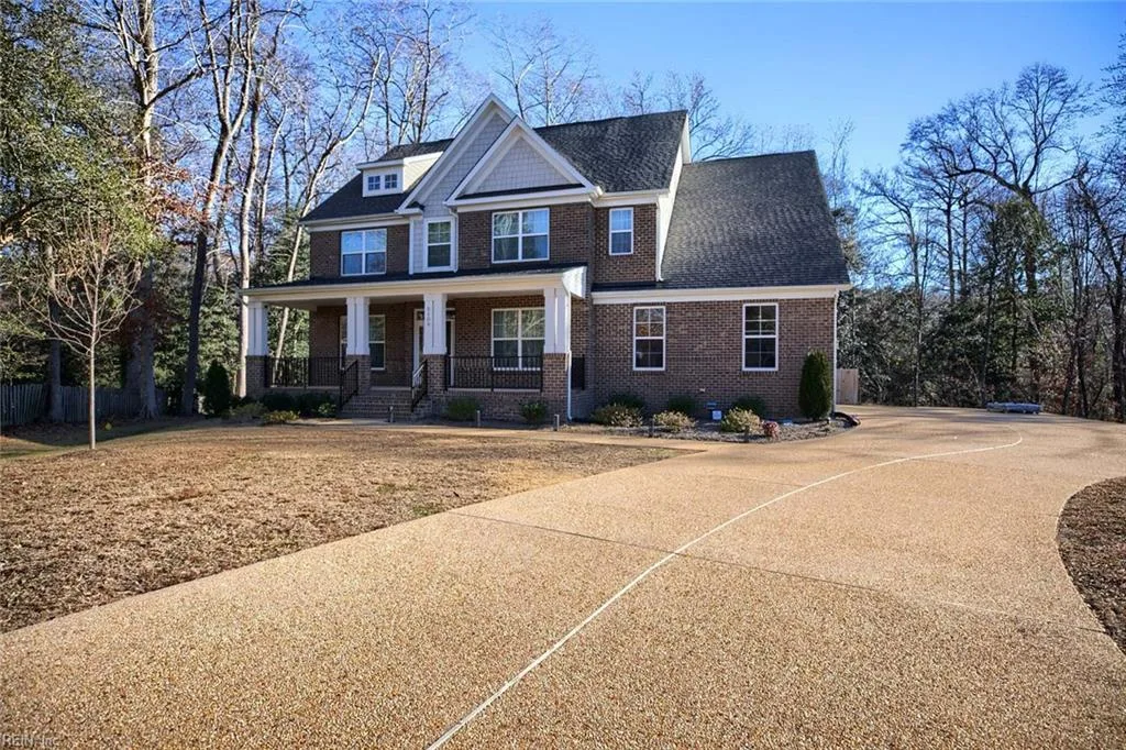 5109 Shoreline CT, WILLIAMSBURG VA 23185