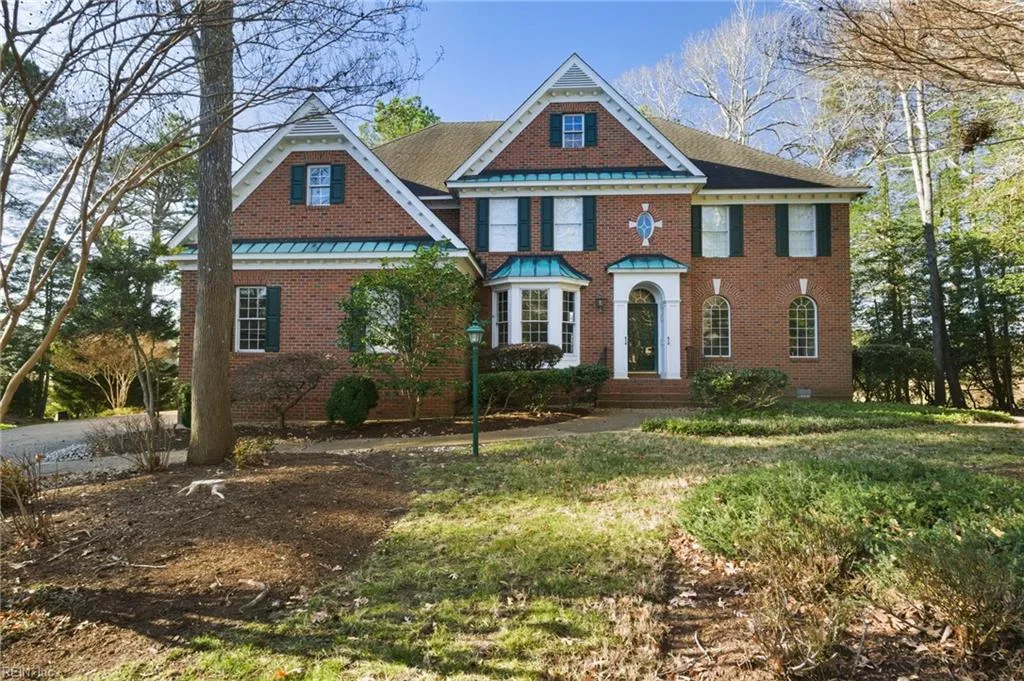 20480 W Creek PL, SMITHFIELD VA 23430
