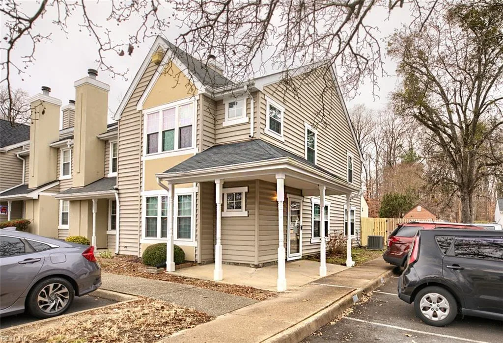 360 Rivers Ridge Cir, Newport News — photo