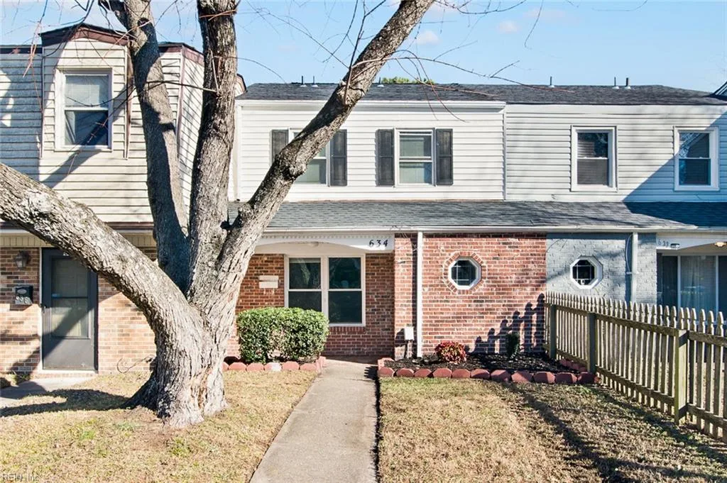 634 Red Horse Ln, Virginia Beach — photo