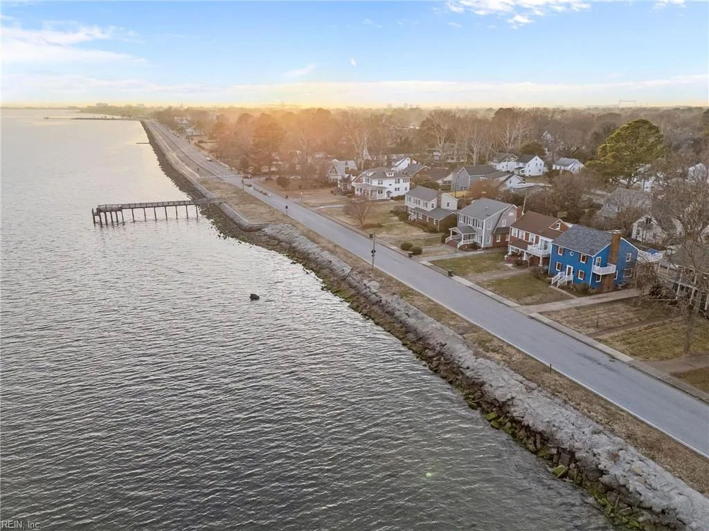731 Chesapeake AVE, HAMPTON VA 23661