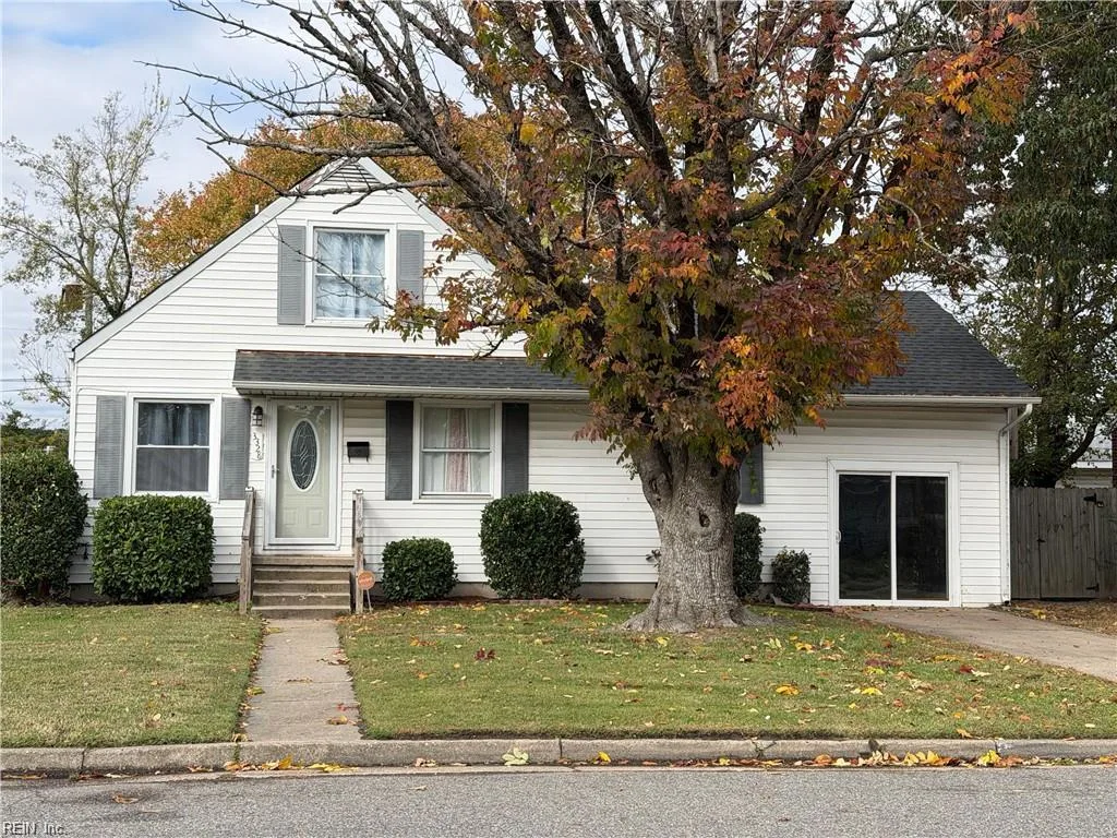 3328 Candlewood DR, HAMPTON VA 23666
