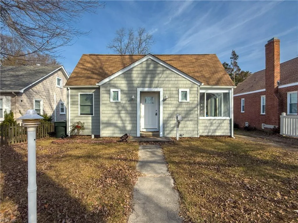 136 Chesterfield Rd, Hampton — photo