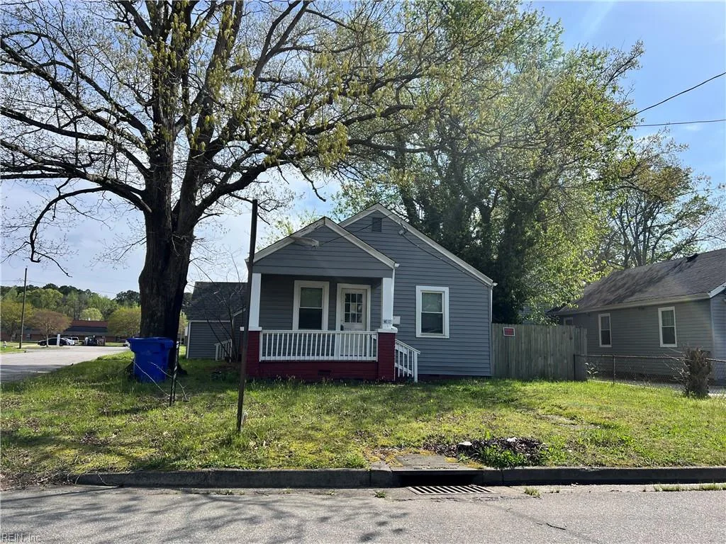 16 Rex AVE, PORTSMOUTH VA 23702