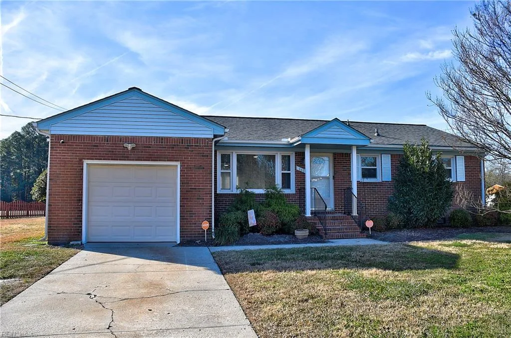 448 Plummer Dr, Chesapeake — photo