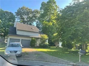 240 Rushlake Ct, Newport News — photo