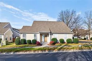3001 Hogan Way, Suffolk — photo