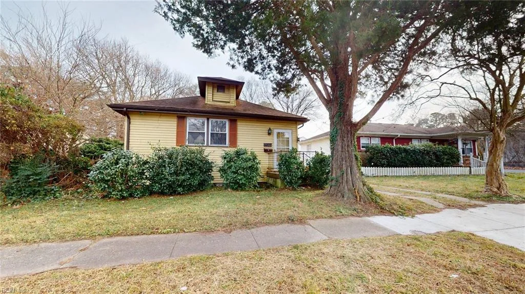 5207 Norvella AVE, NORFOLK VA 23513