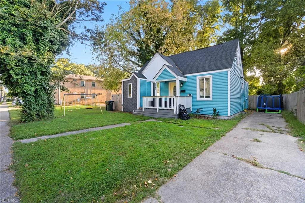 6245 Alexander St, Norfolk — photo