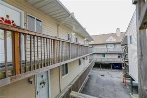 835 Little Bay Ave #D, Norfolk — photo