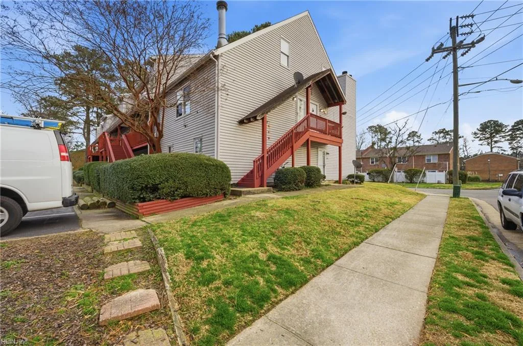 500 Barberton DR #201, VIRGINIABEACH VA 23451