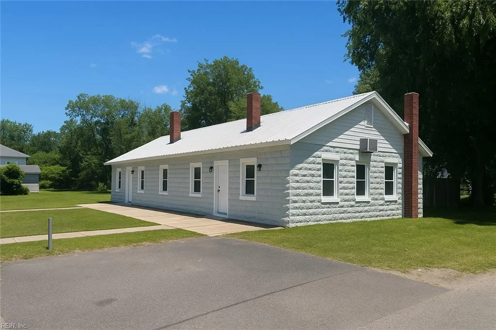 1671 Anne St #6, Hampton — photo