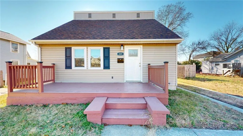 223 Sycamore AVE, NEWPORTNEWS VA 23607