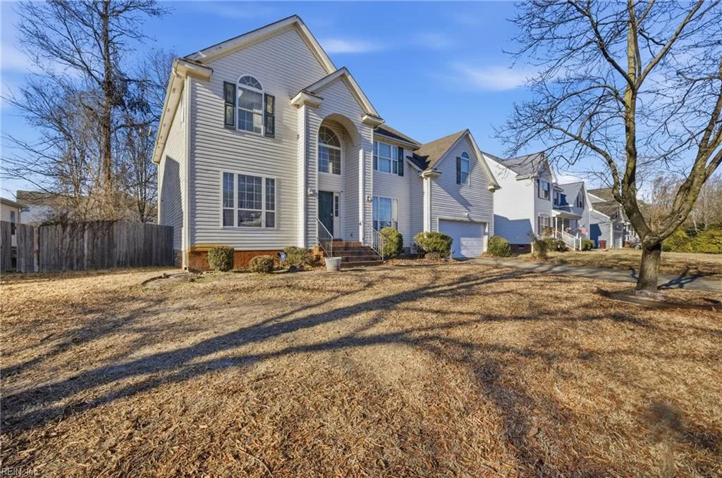 2210 Chesterfield LOOP, CHESAPEAKE VA 23323