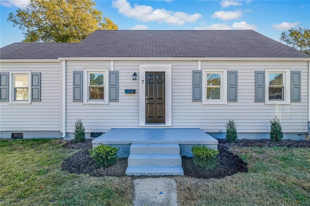 7 Mohican Dr, Portsmouth — photo