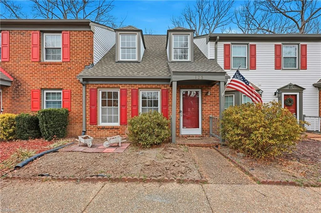 125 Wellesley Dr, Newport News — photo