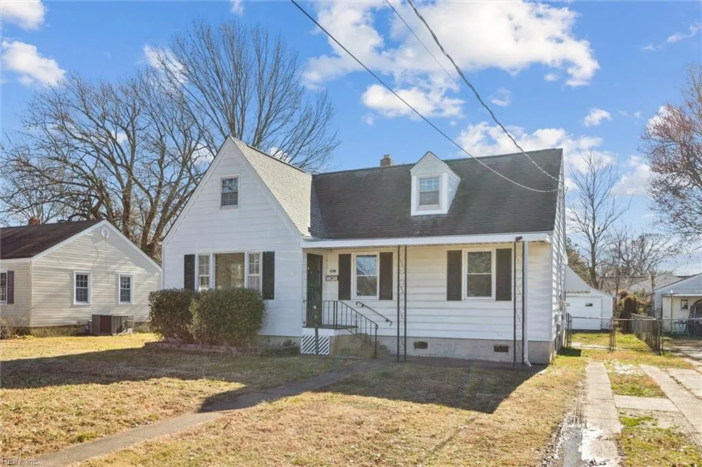 128 Cambridge Pl, Hampton — photo