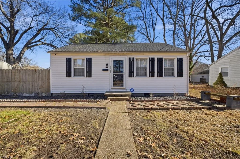 5912 Andrew PL, NEWPORTNEWS VA 23605