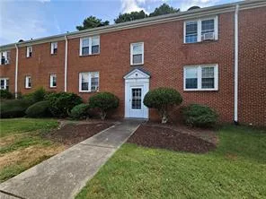 7420 Hampton Blvd #A-4, Norfolk — photo