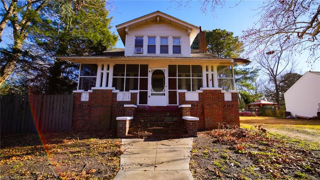3833 Turnpike RD, PORTSMOUTH VA 23701