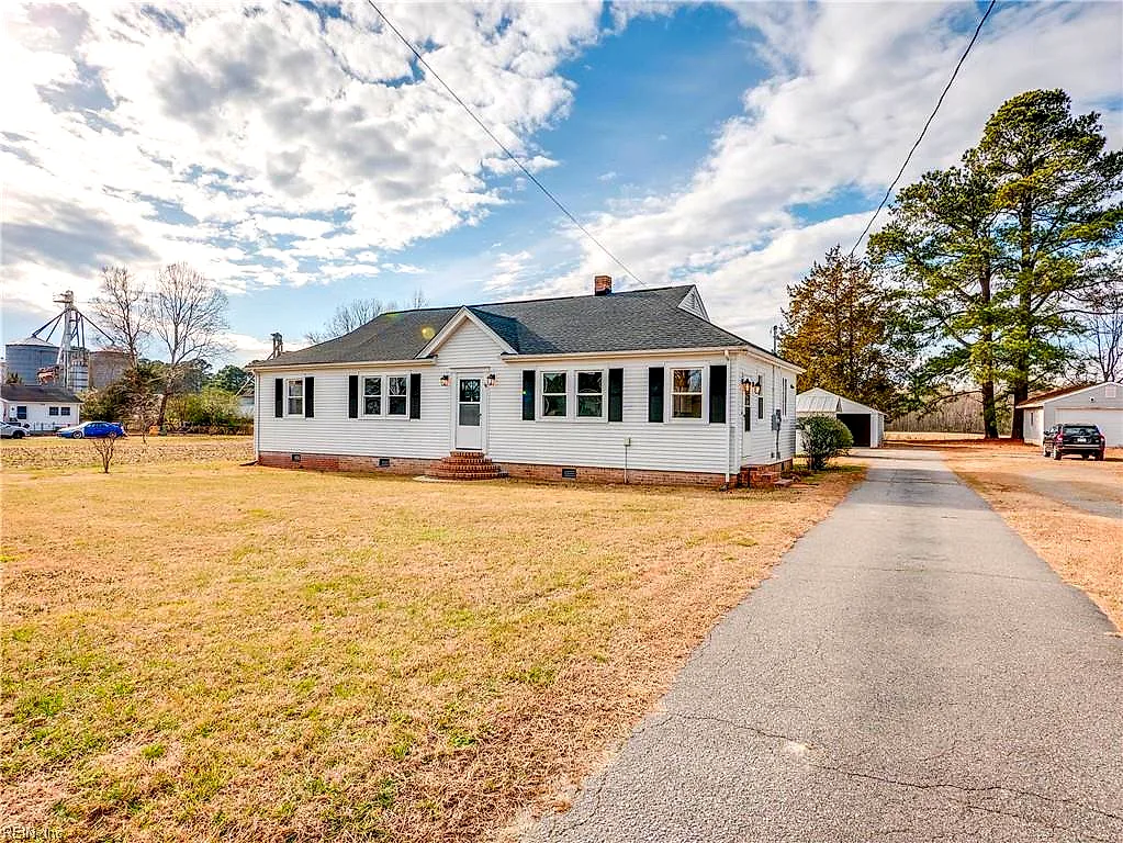 12155 Rolfe Hwy, Surry — photo