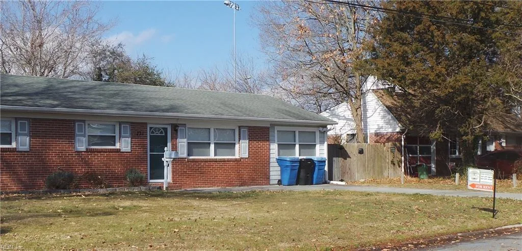 721 Farnham Ln, Virginia Beach — photo
