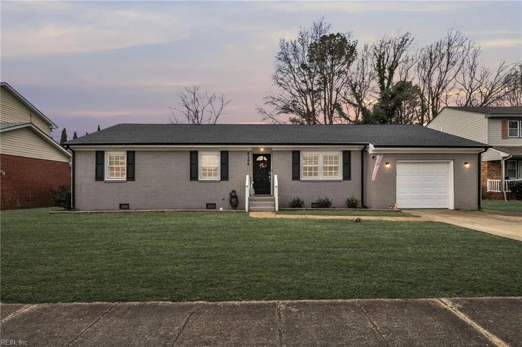 2104 Hollins Ct, Chesapeake — photo