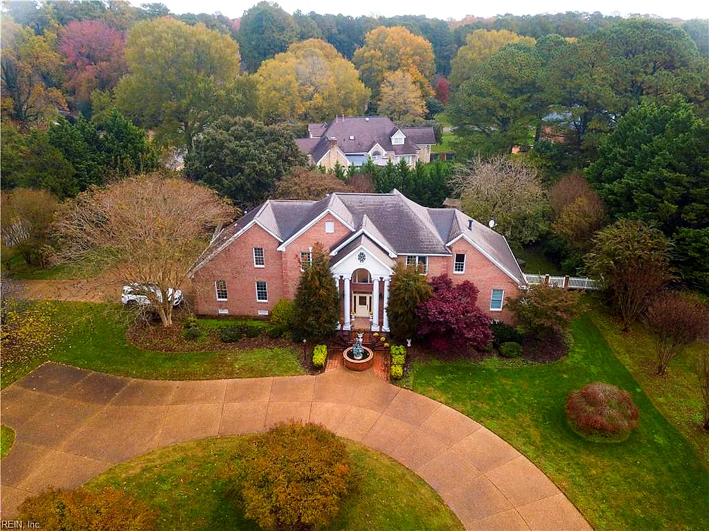 315 Wormley Creek Dr, Yorktown — photo